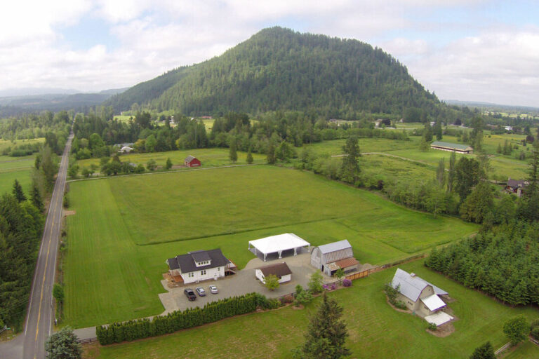 Mount Peak Farm Wedding and Event Venue