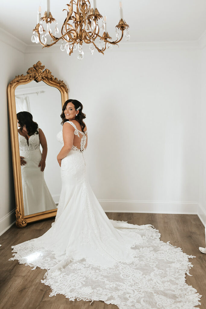 Bride with gold mirror